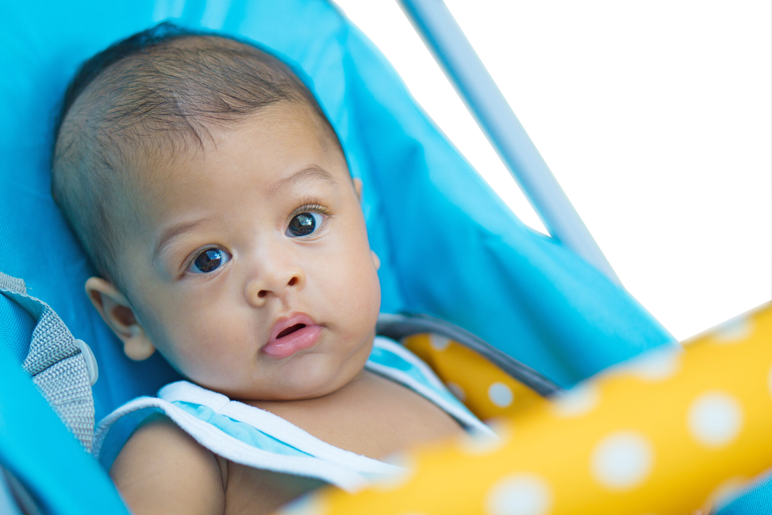 How to Break the Habit of Sleeping in a Swing Can my baby sleep in a swing overnight?